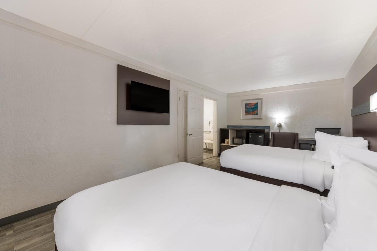 Quality Inn & Suites Airport Charlotte Exteriör bild