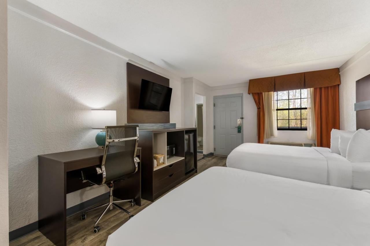 Quality Inn & Suites Airport Charlotte Exteriör bild